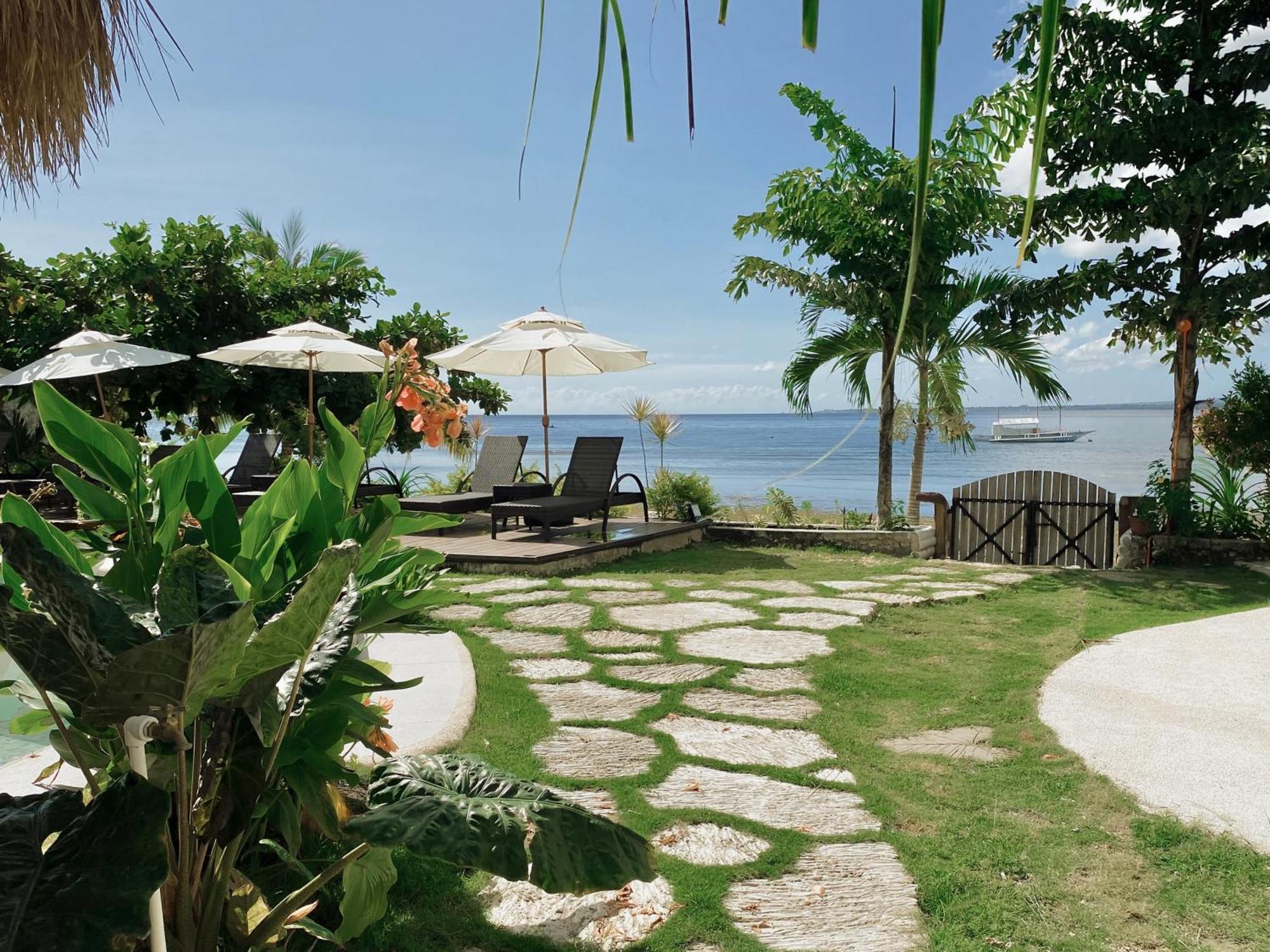 Avila'S Horizon Dive Resort Santander Luaran gambar