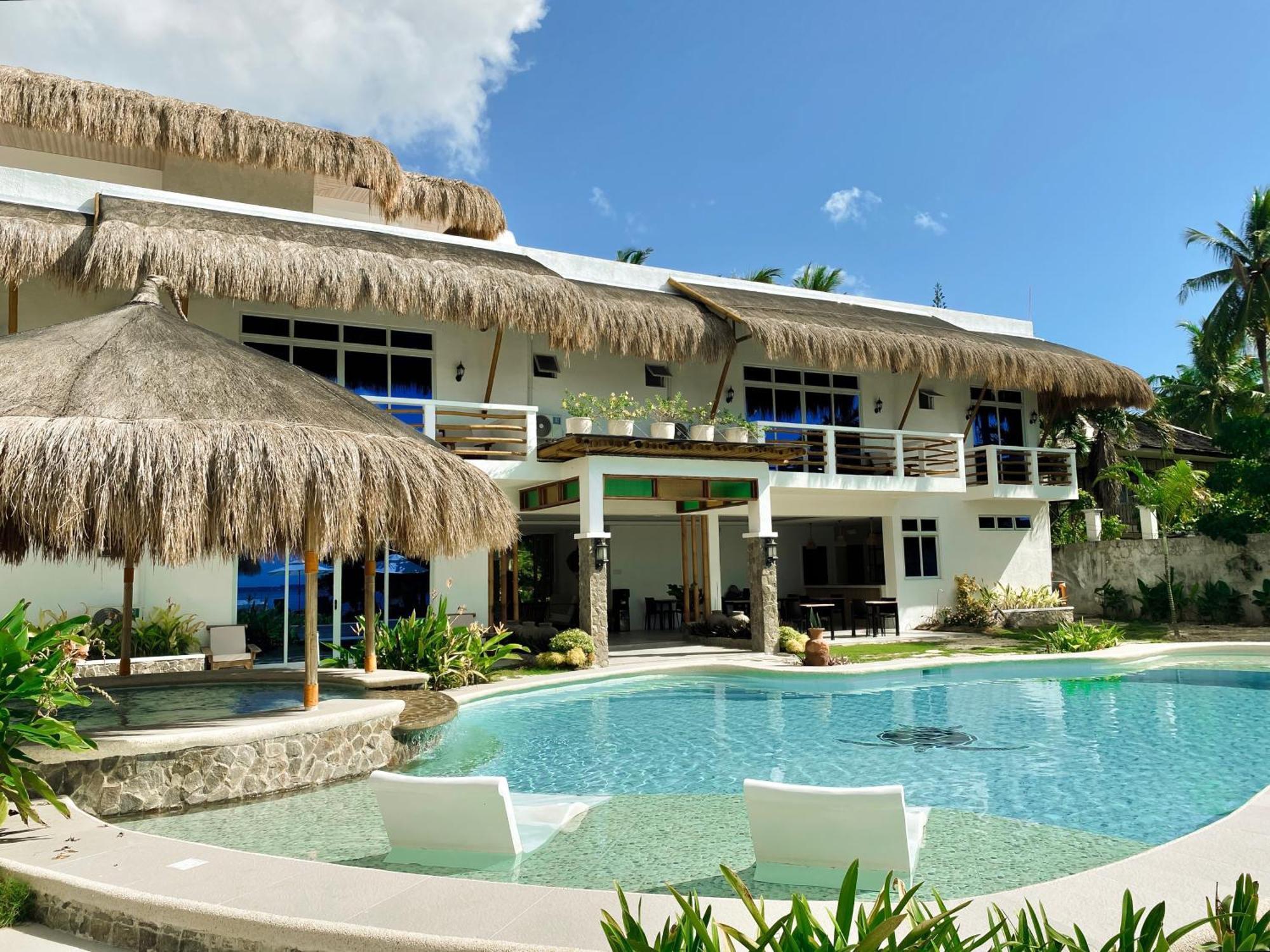 Avila'S Horizon Dive Resort Santander Luaran gambar